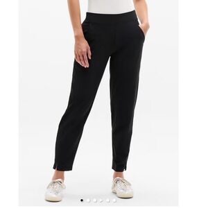 Athleta NWT Brooklyn Ankle Pant Black-8 Petite